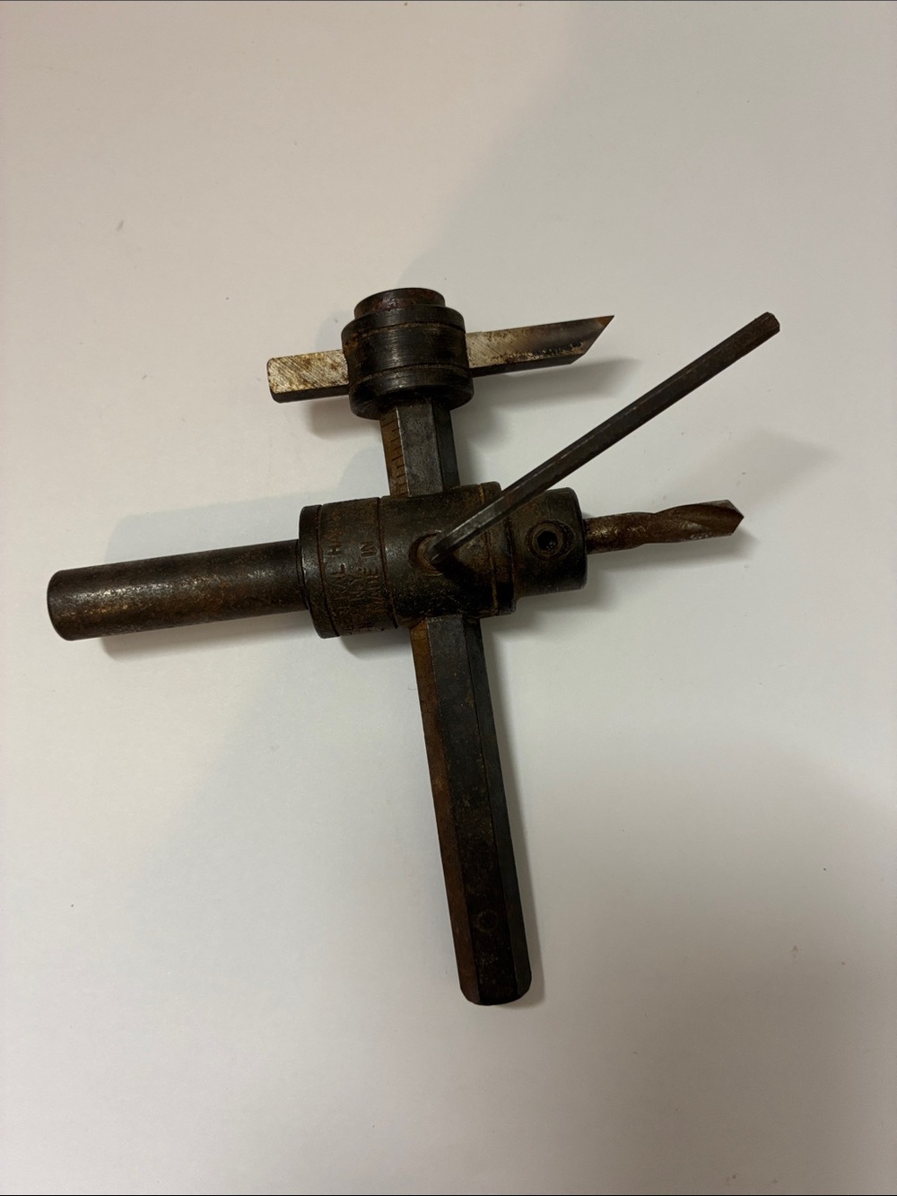 Vintage Adjustable Heavy Duty Circle Cutter